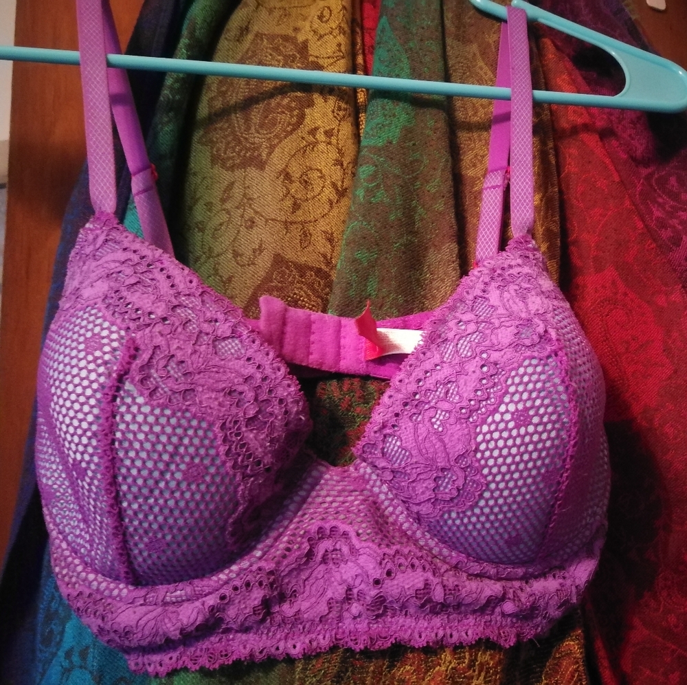 2 for $20 Lacy purple bra, 32d